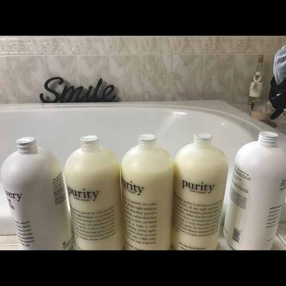 Purity and micro-exfoliating face wash - Picture 3 of 3